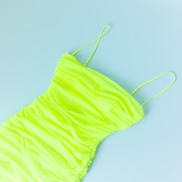 House of CB London Ella Neon Green Ruched Bodycon Mini Dress Size Medium - Picture 3 of 9